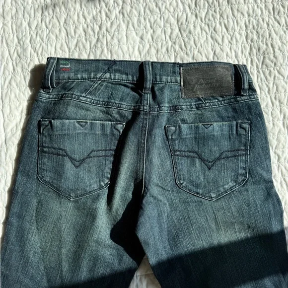 Diesel Straight-Leg Blue Jeans - Picture 7 of 10